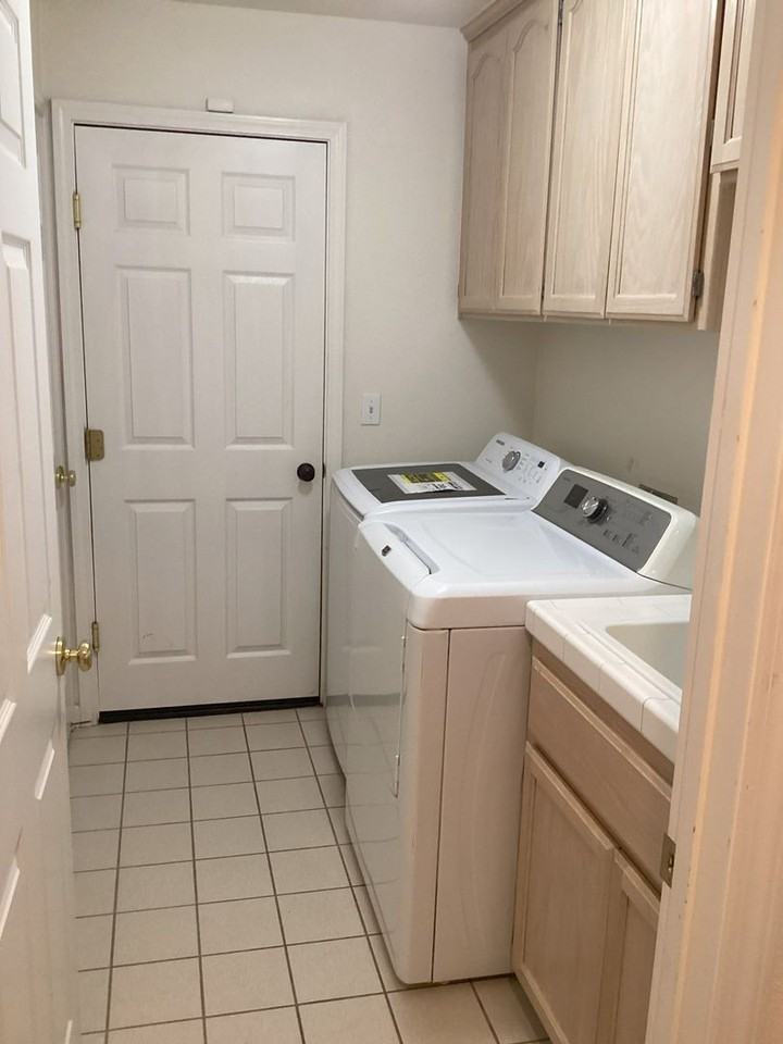 2606 Guynn Ave - Photo 4 of 11