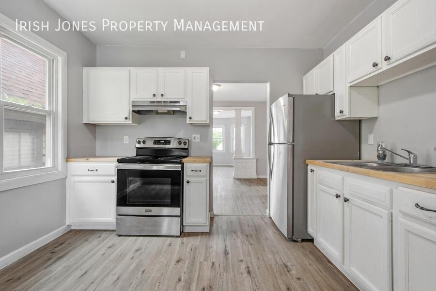529 Winslow Ave - Photo 2 of 16