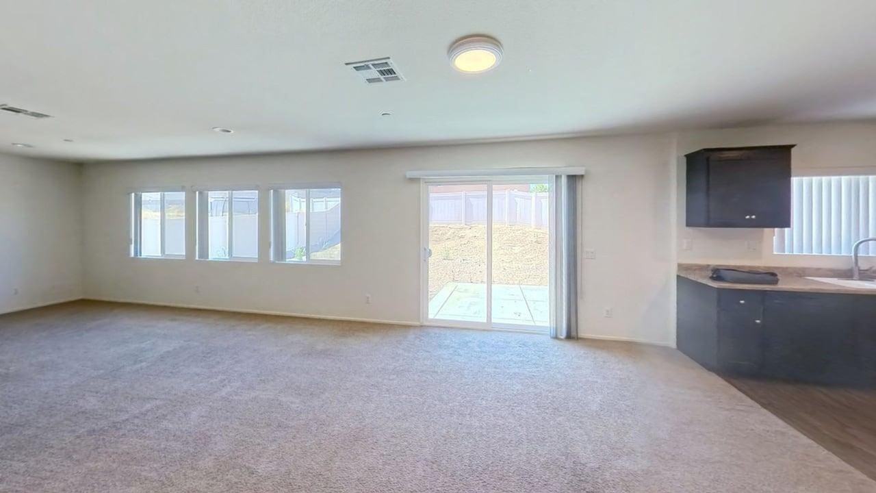 15136 Audrey Dr - Photo 5 of 32