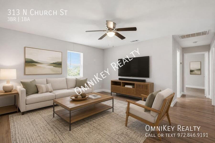 313 N Church St - Photo 2 of 29
