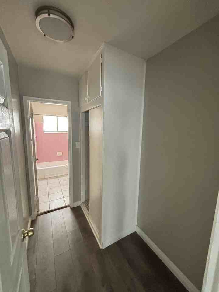 438 Cedar Ave #3 - Photo 4 of 9
