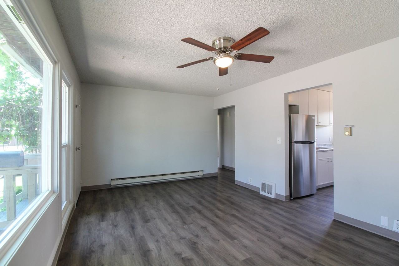 1907 Hood Ave - Photo 6 of 18