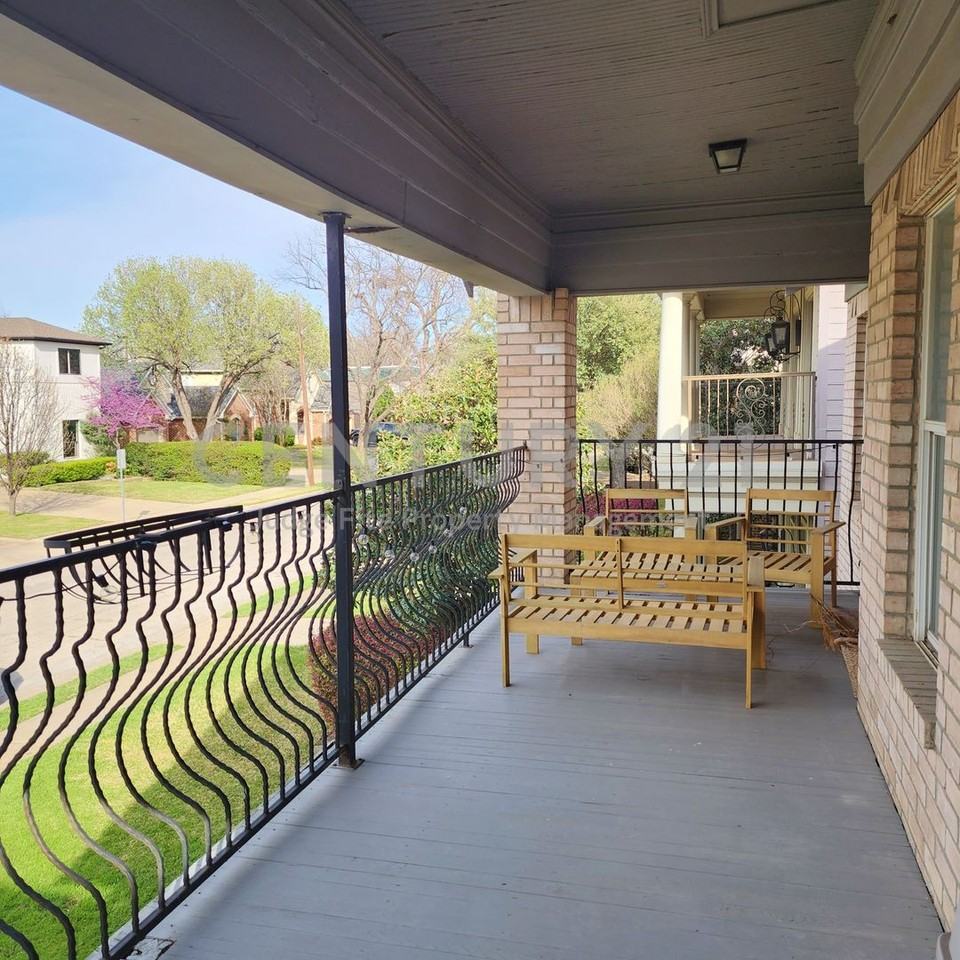 5720 1/2 Vickery Blvd - Photo 4 of 12