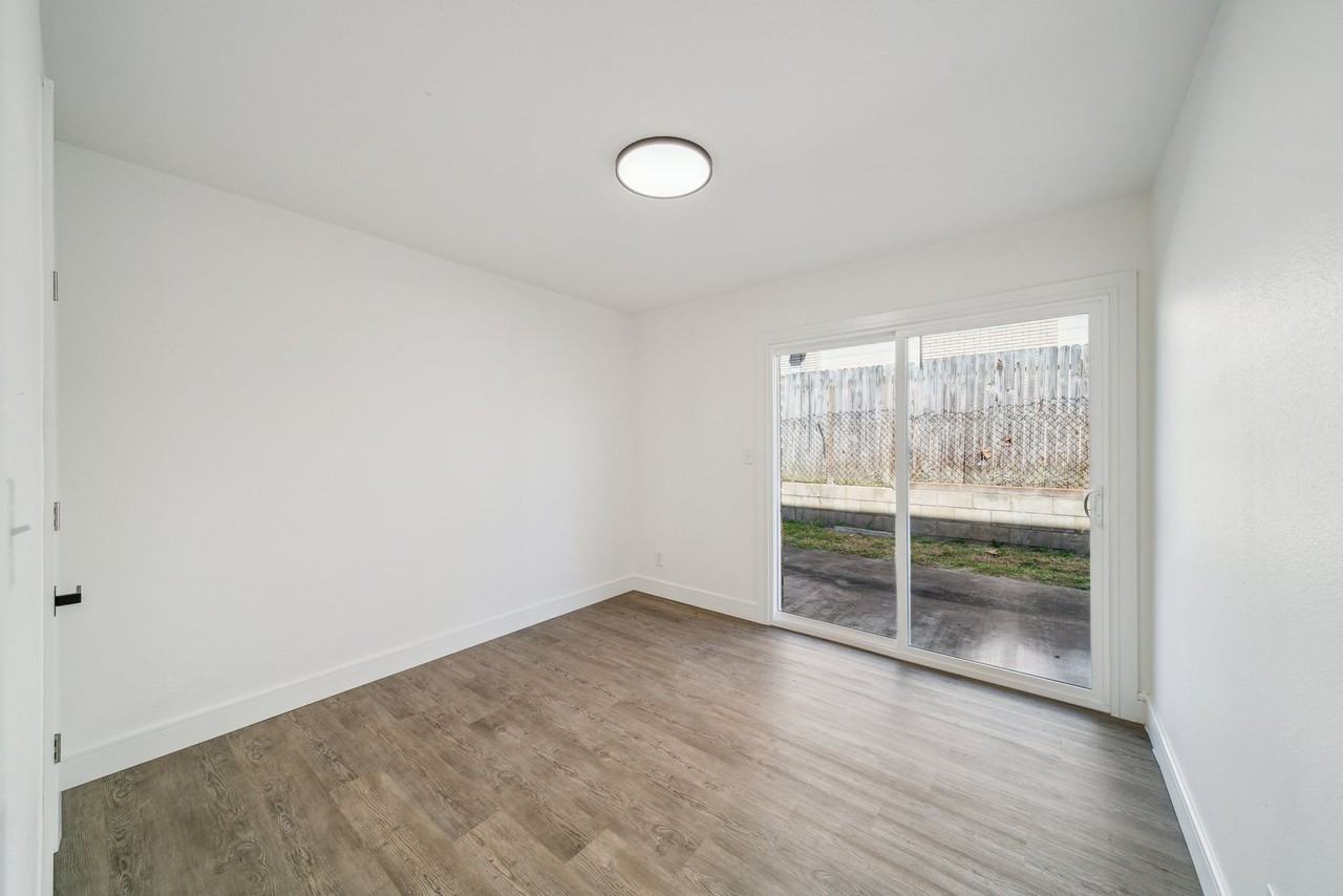The Flats by ONYX - Photo 5 of 9