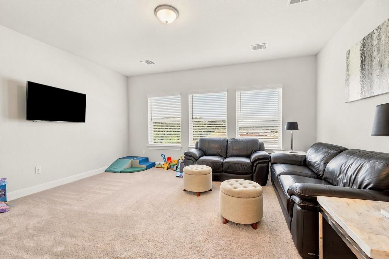 2650 Vistablue Ln - Photo 5 of 30
