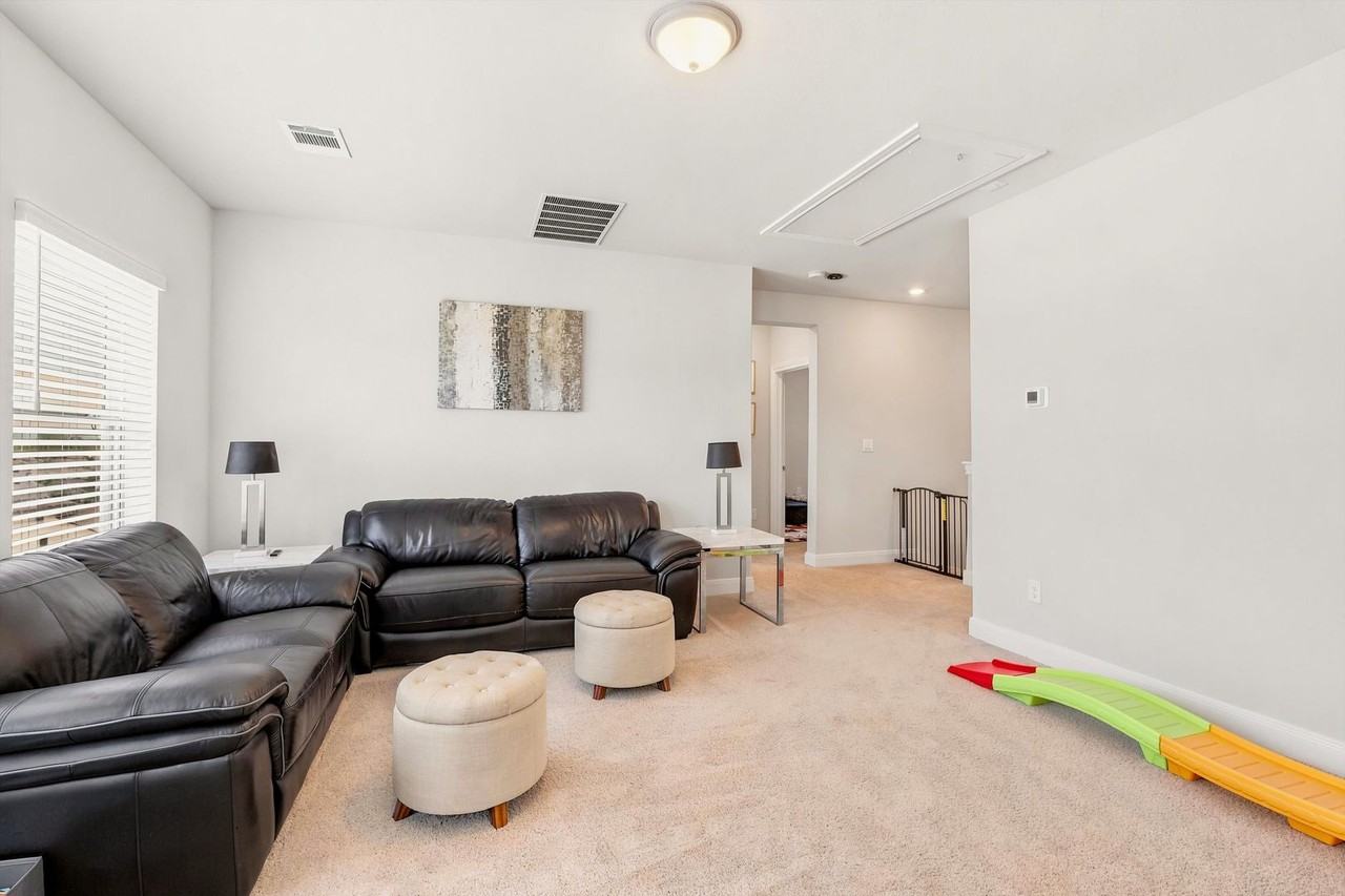2650 Vistablue Ln - Photo 7 of 30