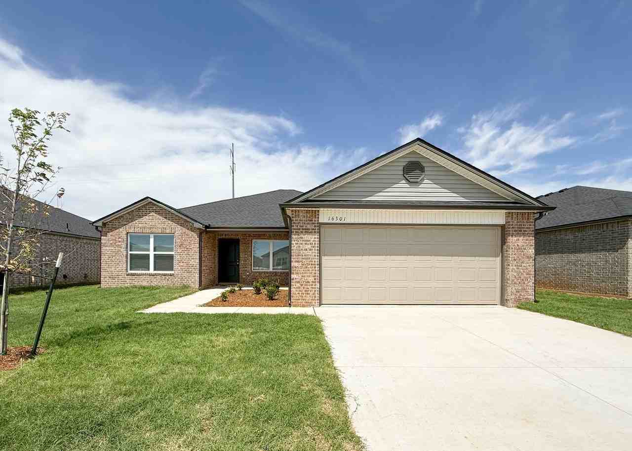 16301 Harvester Dr - Photo 2 of 30