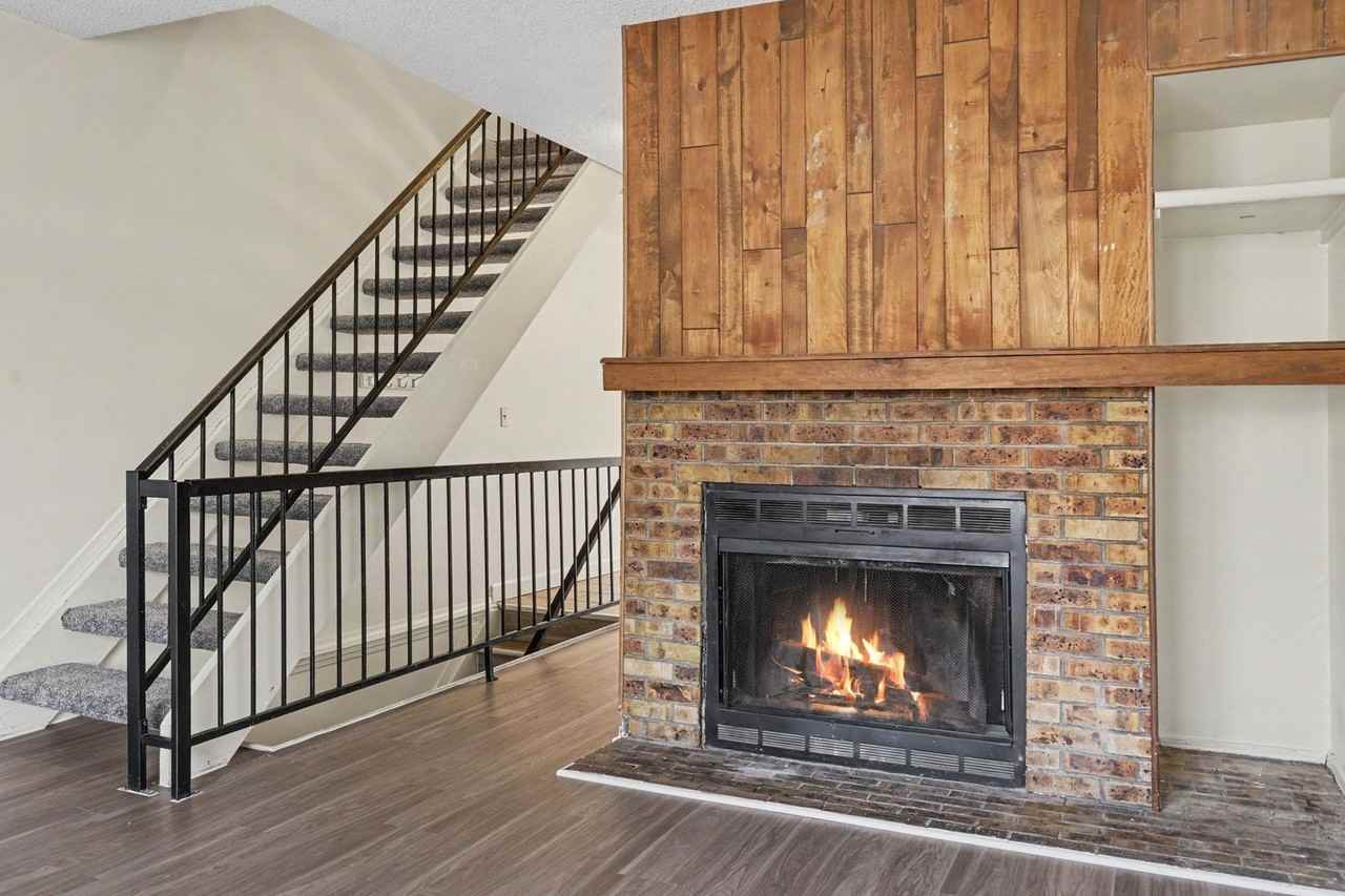 17649 E Loyola Dr #E - Photo 3 of 24
