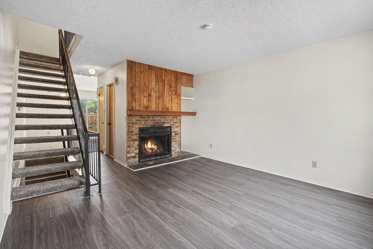 17649 E Loyola Dr #E - Photo 4 of 24