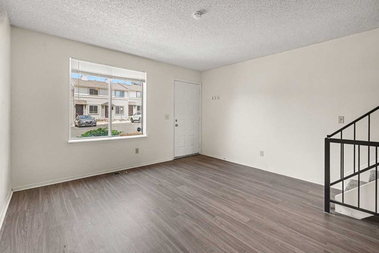 17649 E Loyola Dr #E - Photo 6 of 24
