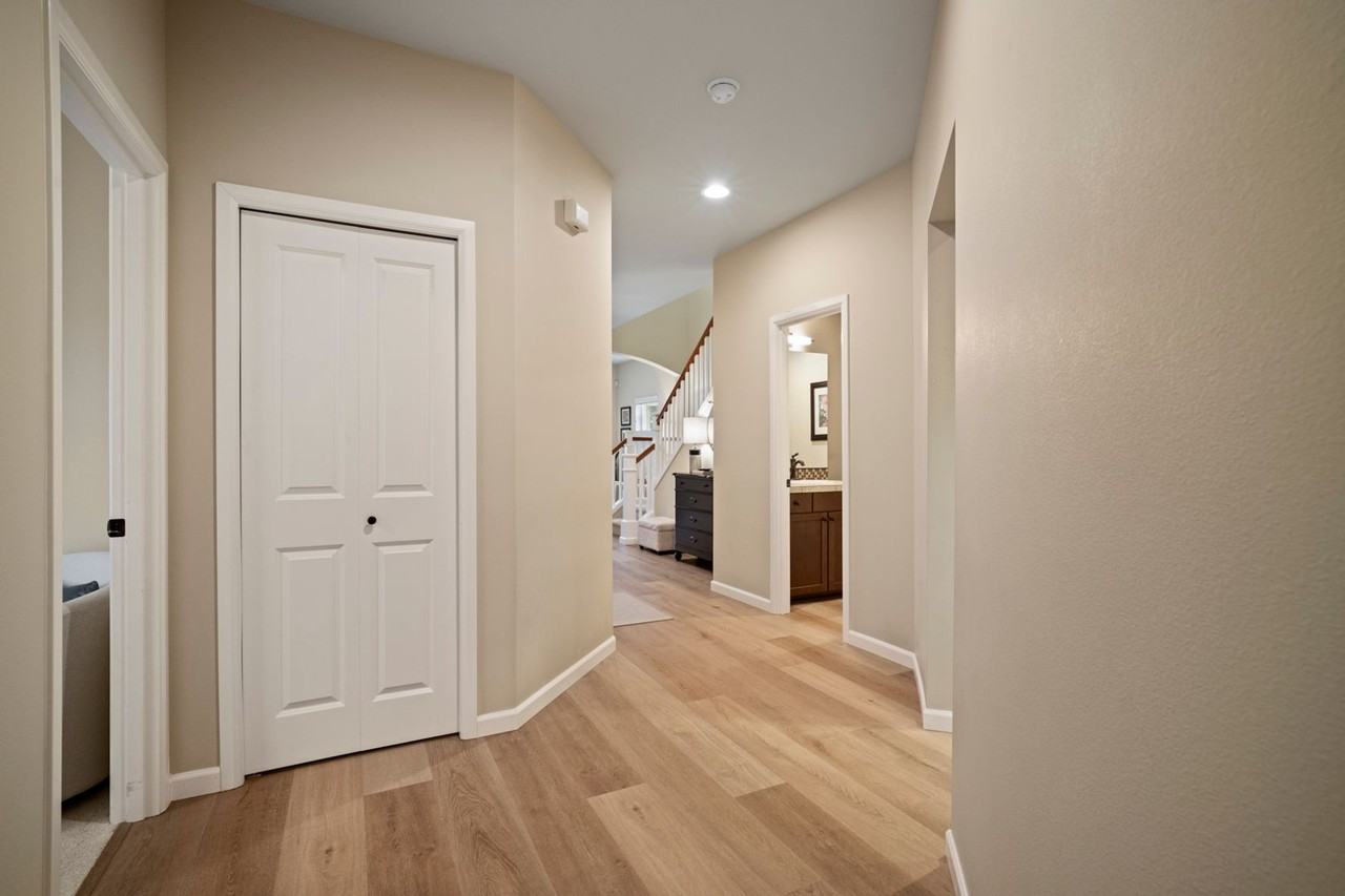 26711 Ne 144th Ct - Photo 6 of 42