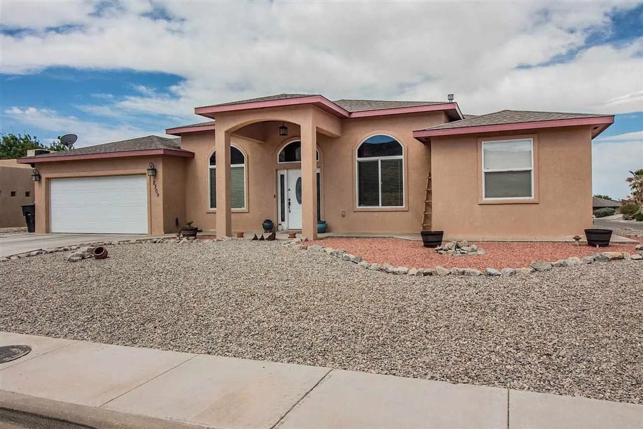 2309 Saguaro Loop - Photo 2 of 33