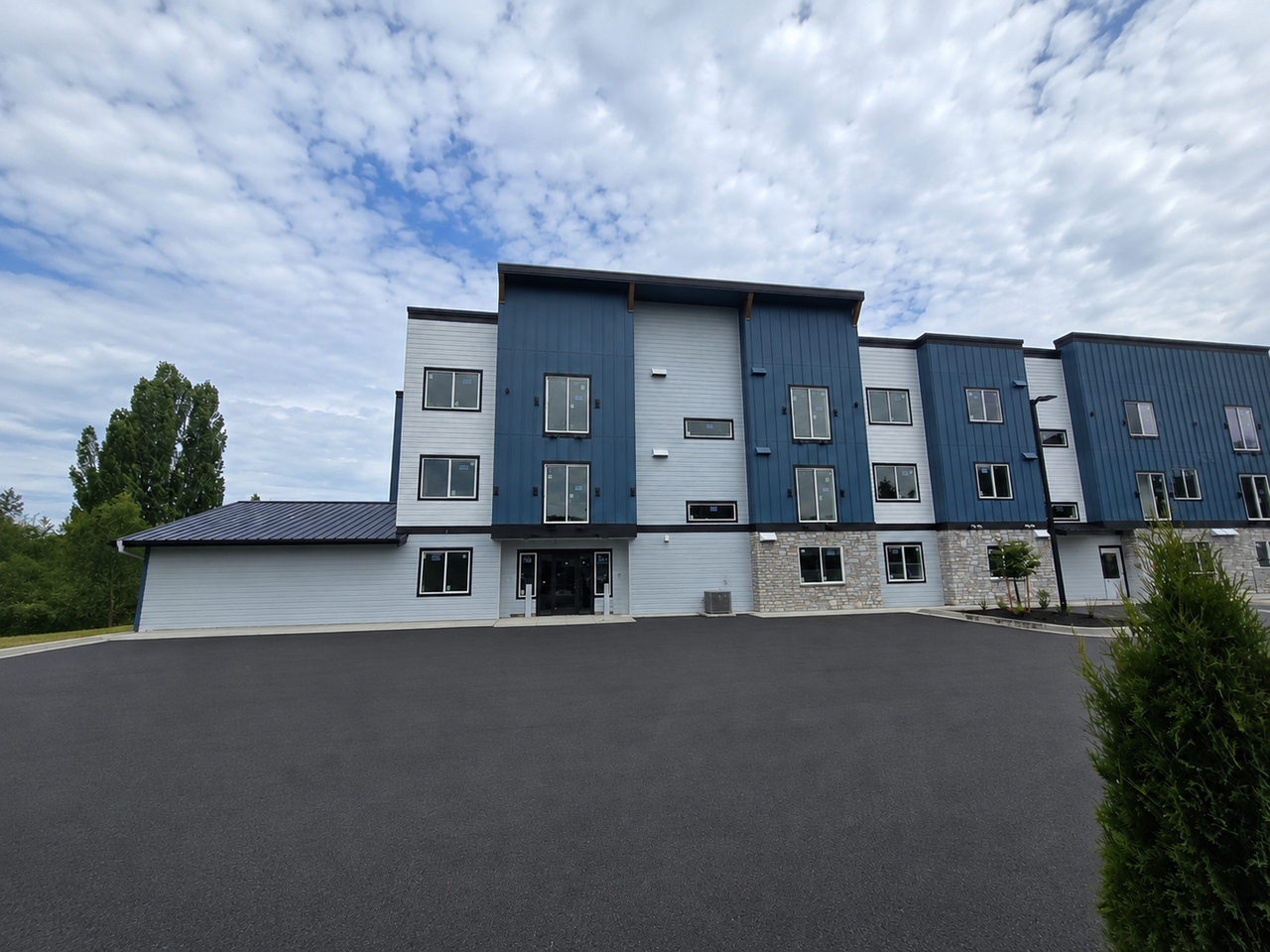 JJ Place - Photo 2 of 27