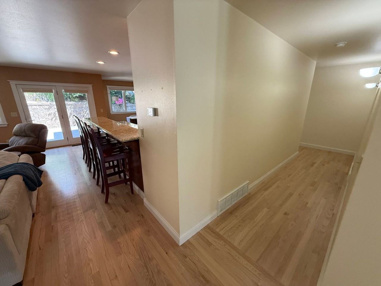 230 River Pl - Photo 6 of 50