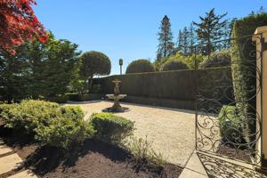 featured image of 3920 W Barrett St