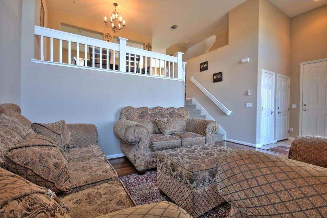 1056 Turquoise Ter - Photo 6 of 22