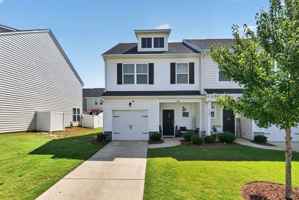 featured image of 3745 Yorkshire Pl