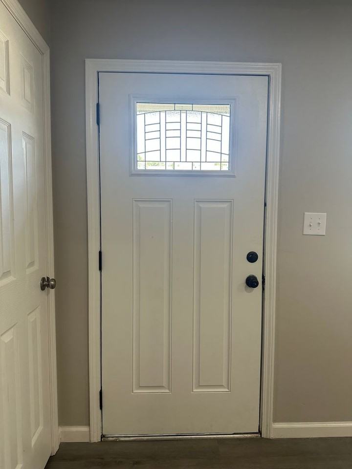 606 Myrtlewood Cir - Photo 2 of 20