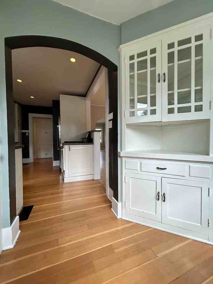 2232 Sw Troy St - Photo 6 of 26