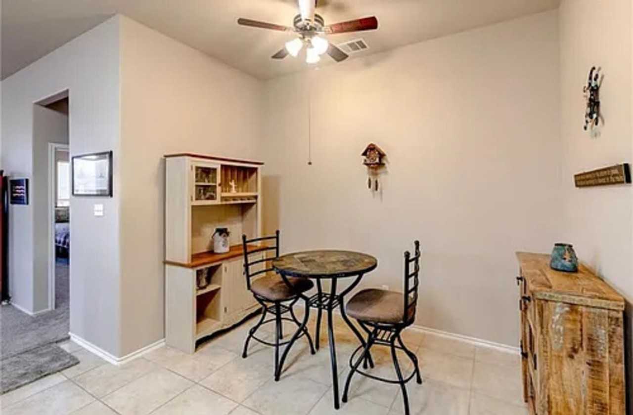 3400 Trickling Springs Way - Photo 7 of 23