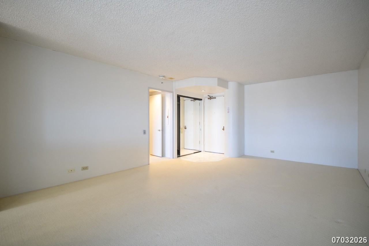 1212 Nuuanu Ave #3903 - Photo 6 of 40