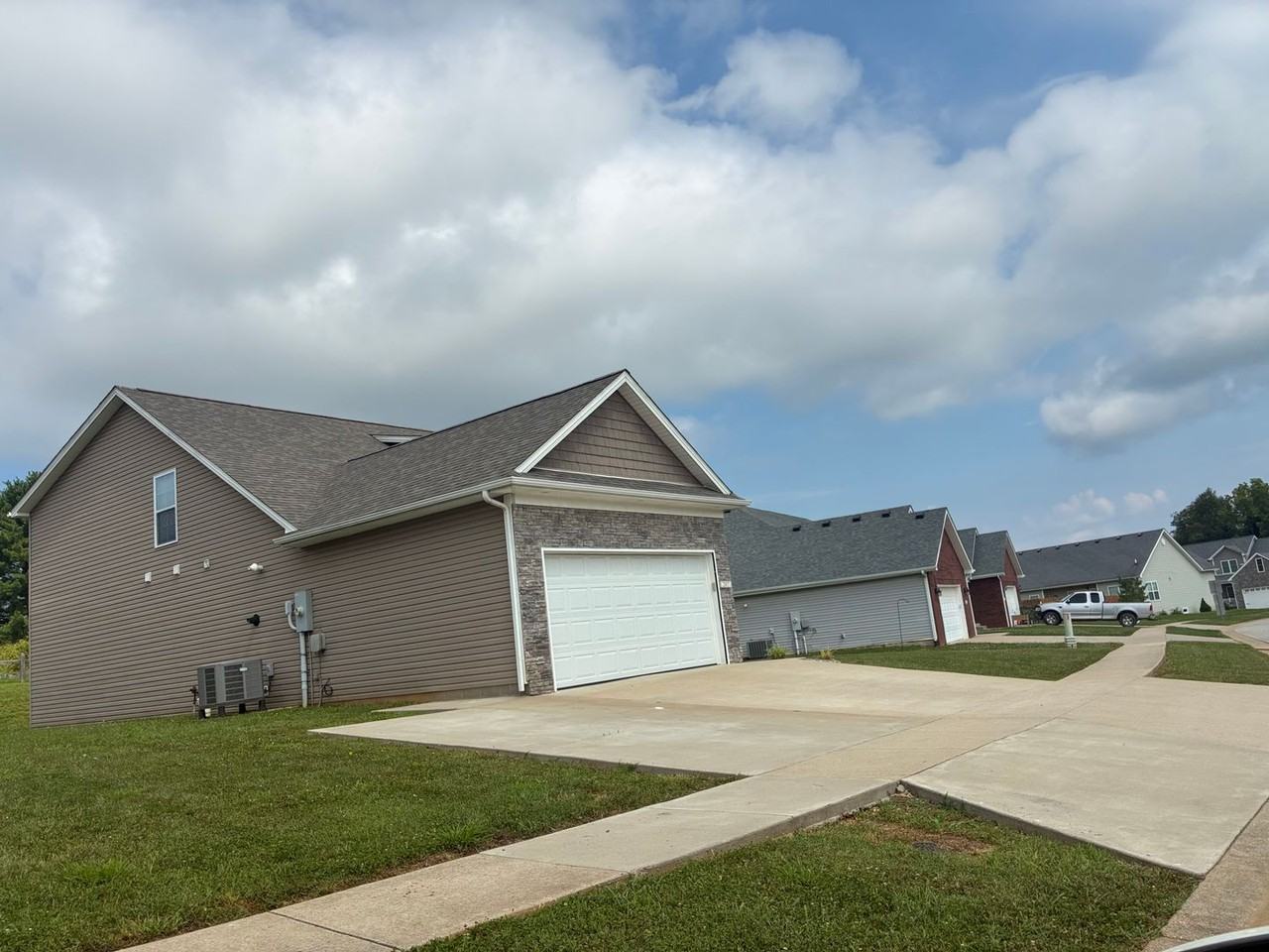 207 Royal Birkdale Ct - Photo 5 of 50