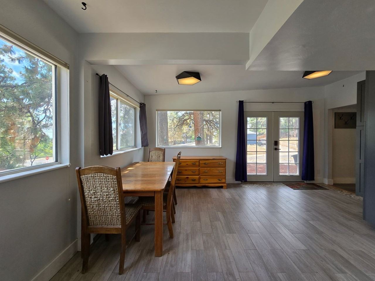 2123 45th St #A - Photo 6 of 41