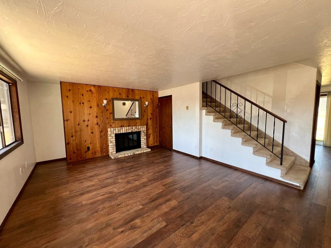 1421B Lapush Way Ne #B - Photo 4 of 23