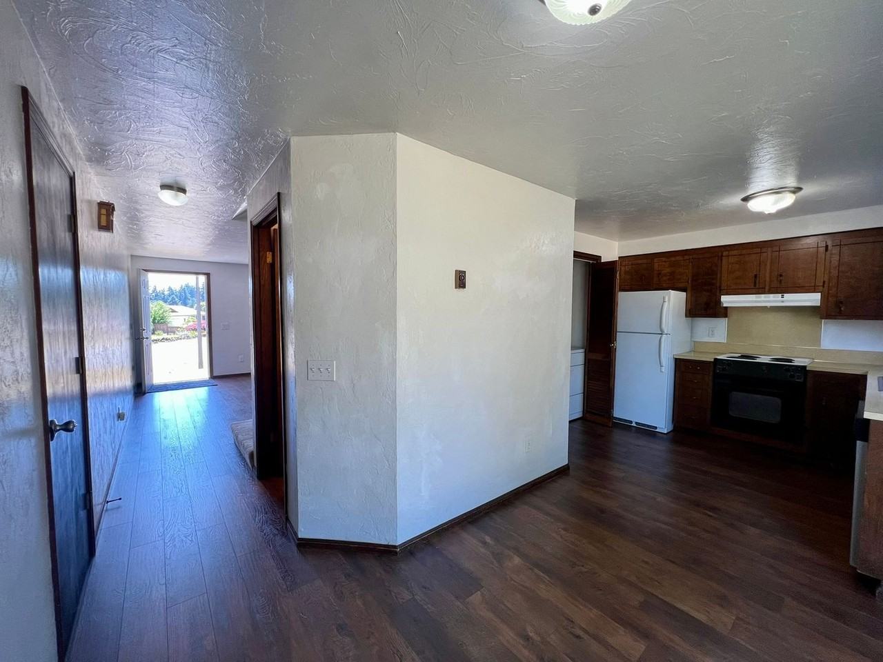 1421B Lapush Way Ne #B - Photo 6 of 23