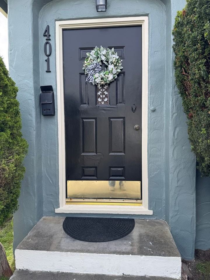 401 Willow St - Photo 2 of 13