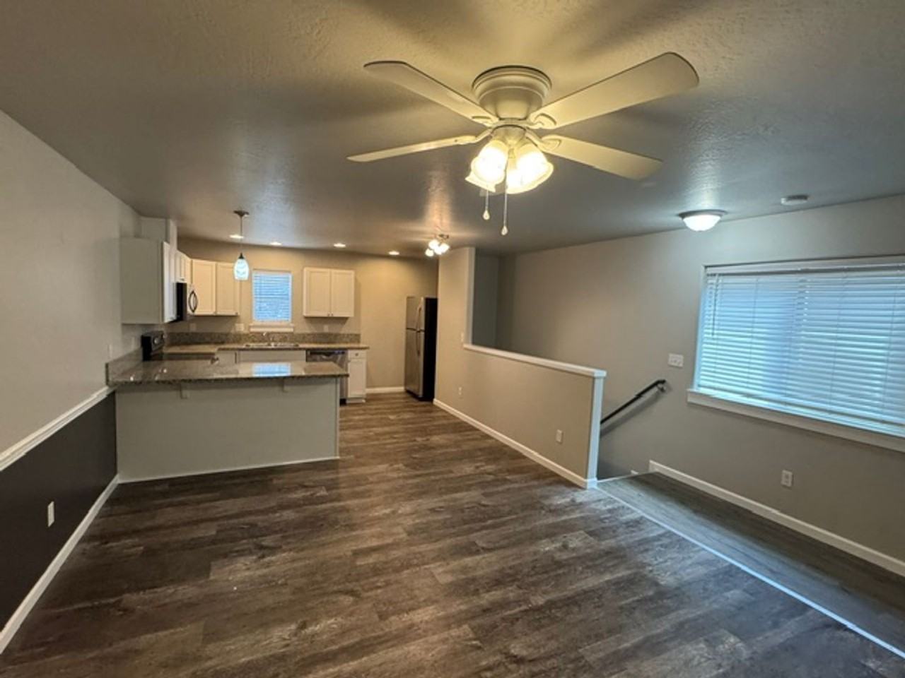 7833 Jacqueline Way - Photo 2 of 21