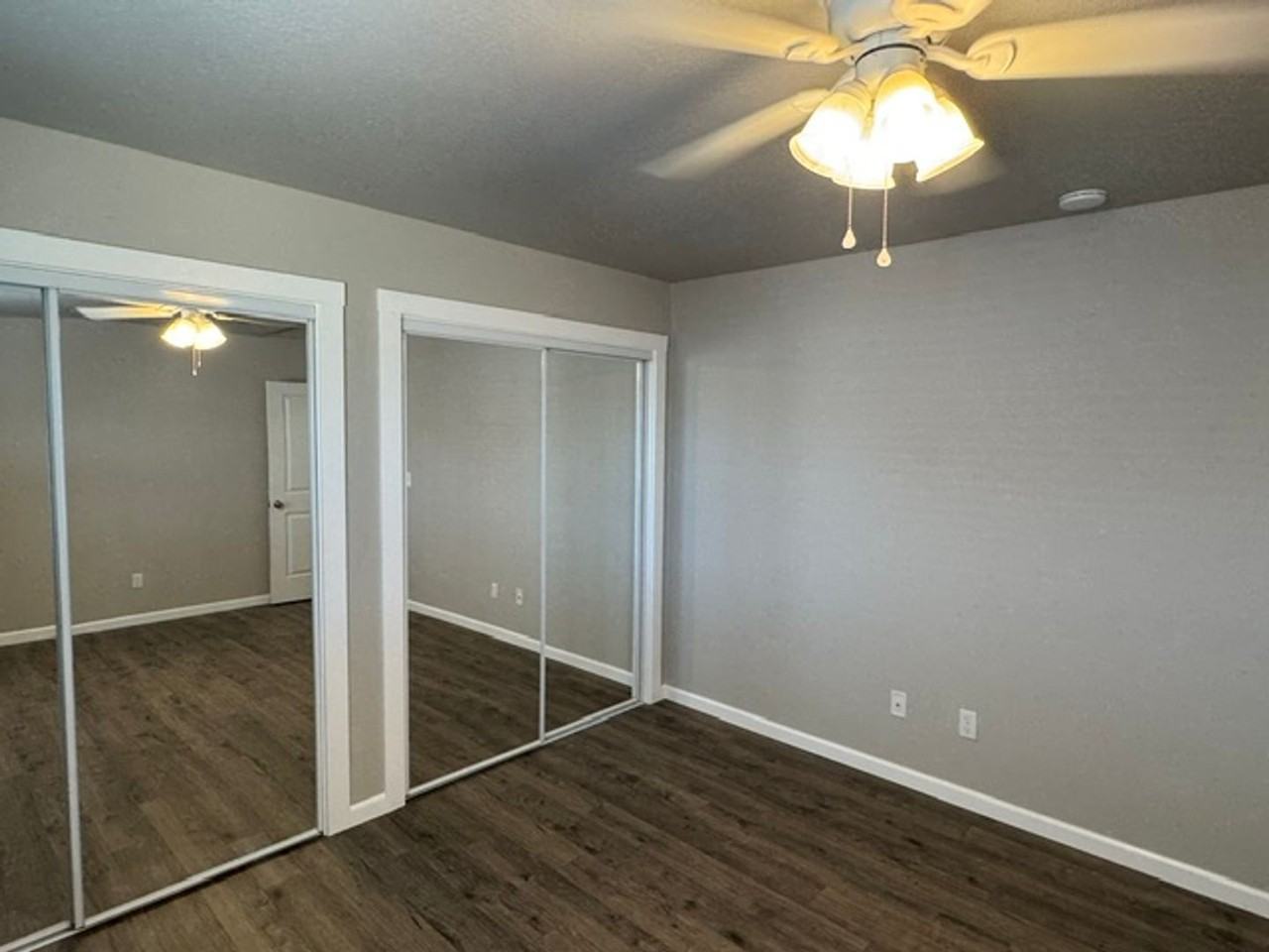 7833 Jacqueline Way - Photo 6 of 21