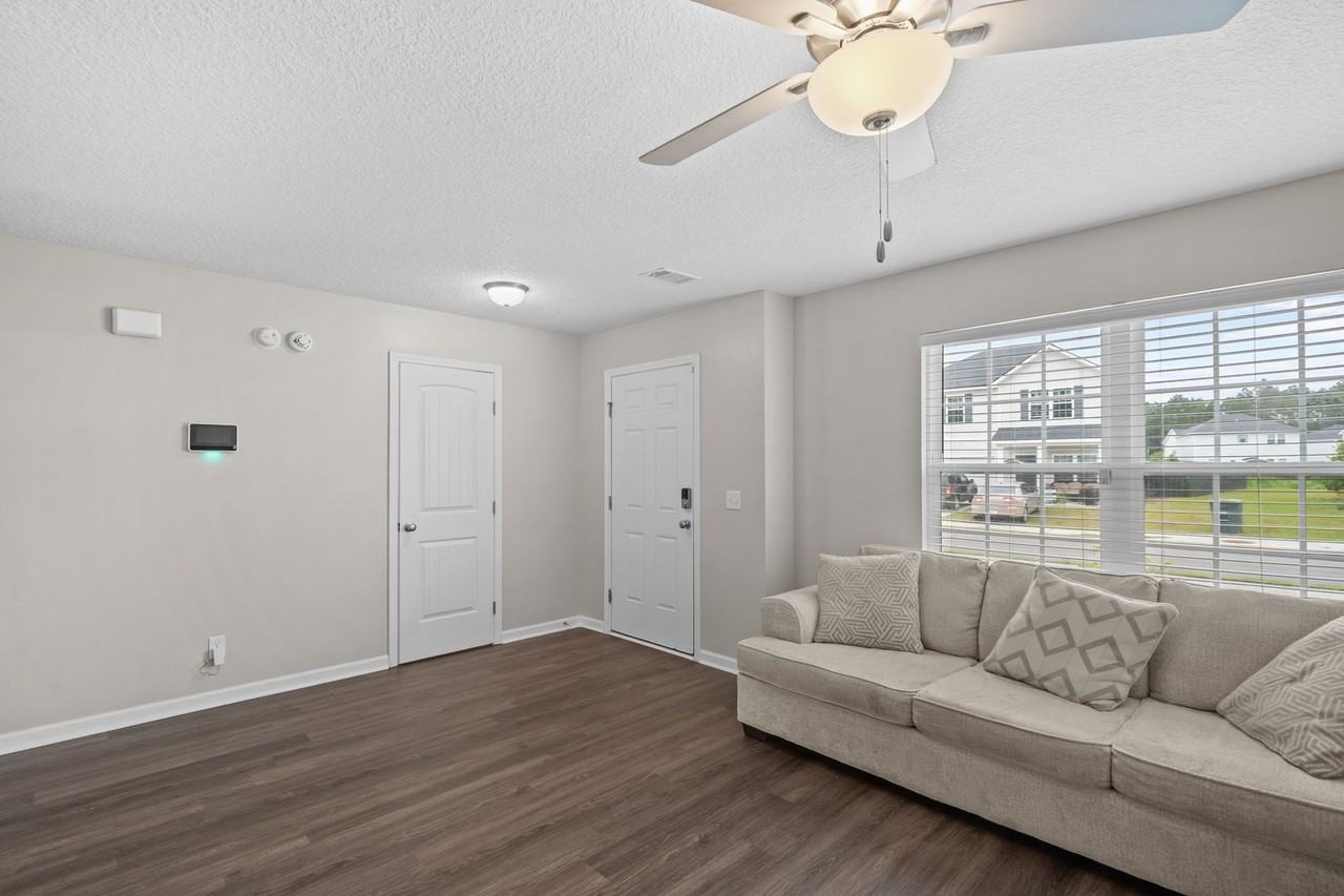 172 Brightleaf Cir - Photo 7 of 45