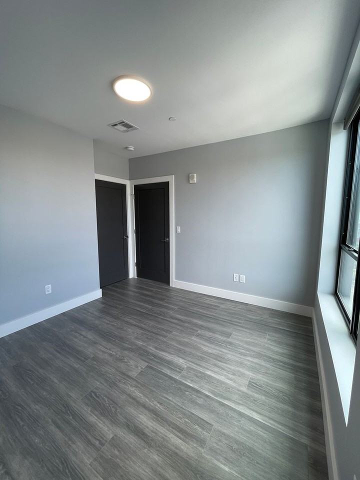 358 Western Ave - Photo 7 of 18