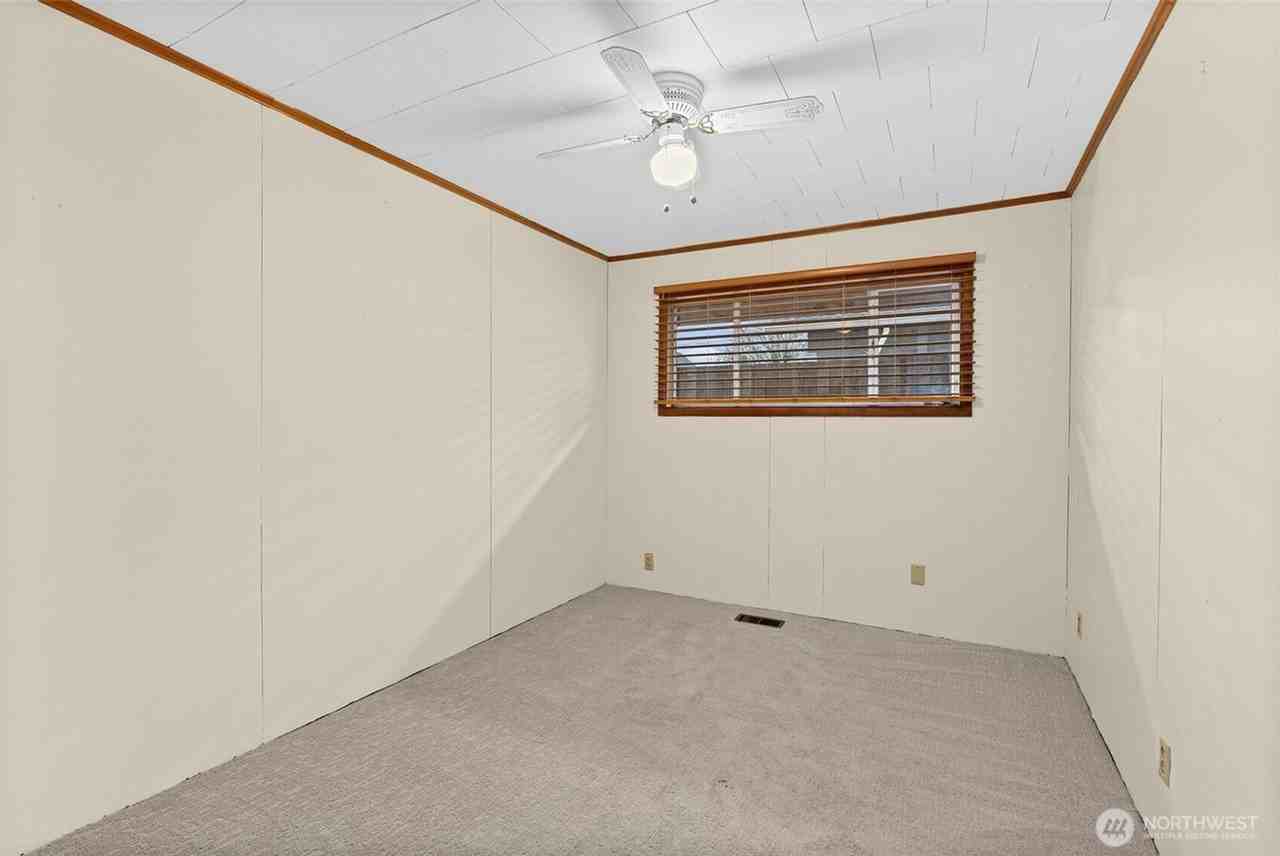 501 N Oak St. CNT - Photo 4 of 25