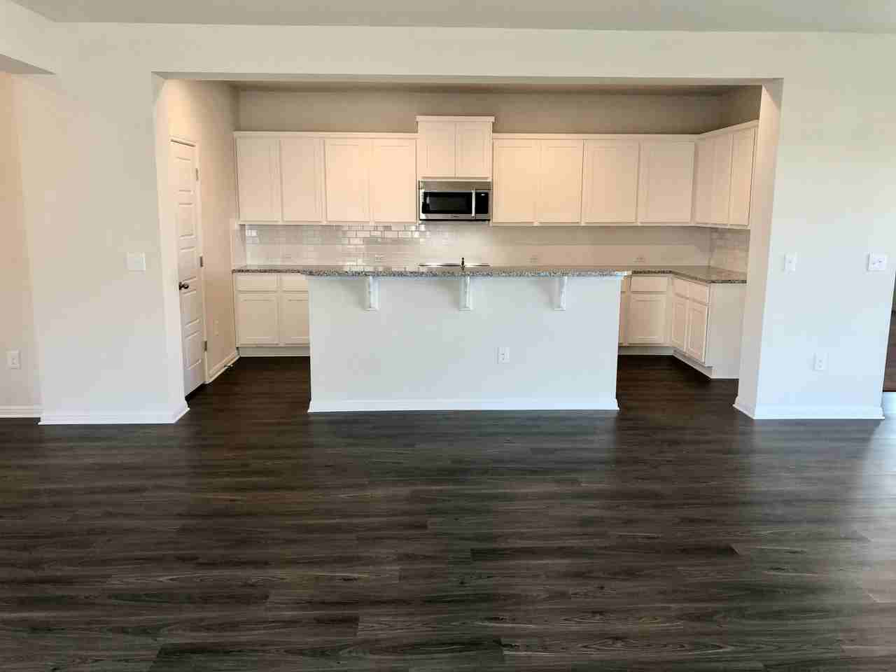 9912 Dalliance Ln - Photo 3 of 38