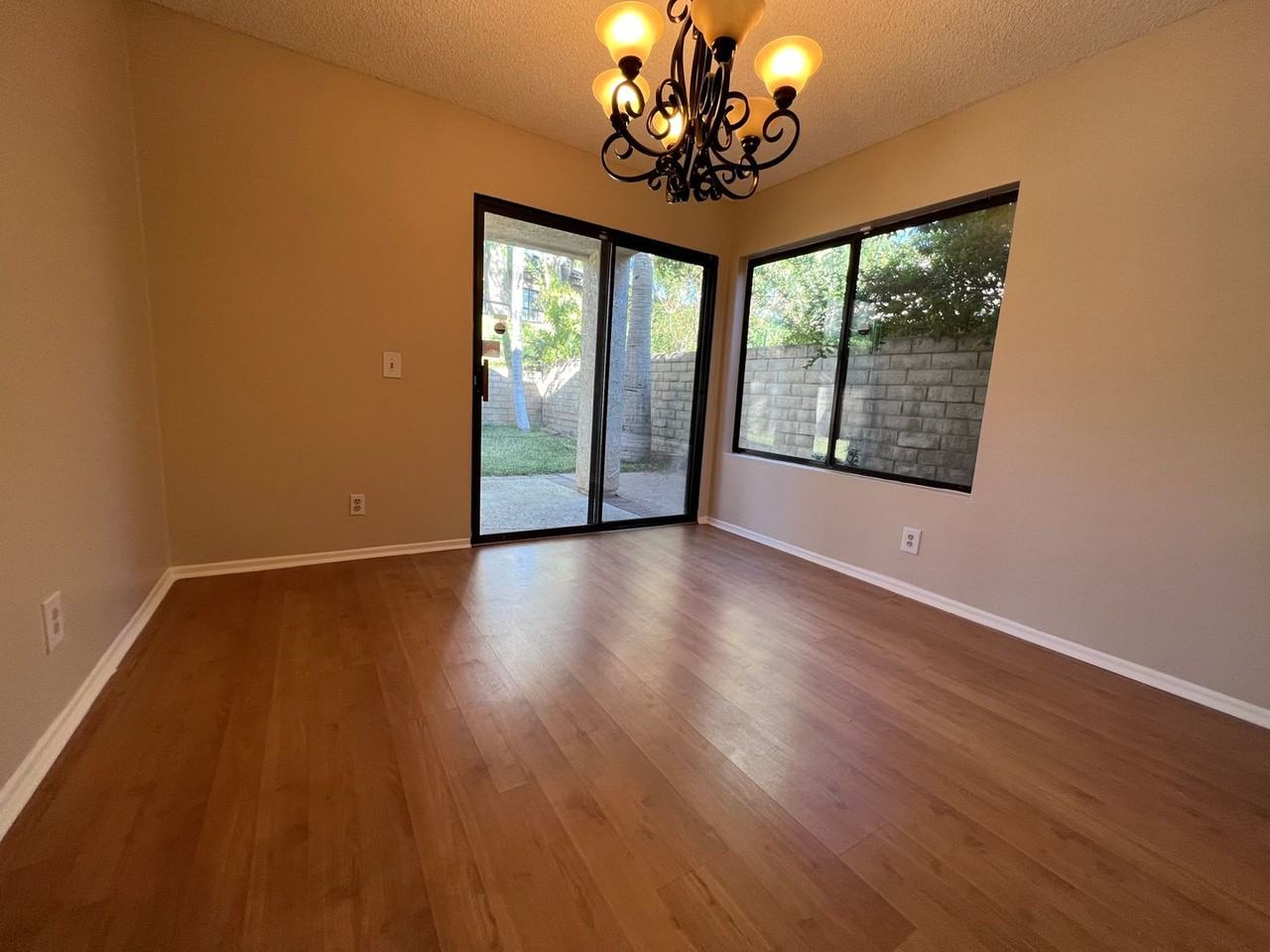 4955 Galano Dr - Photo 6 of 24