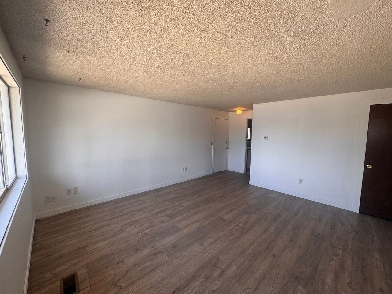 1228 E North Ave - Photo 3 of 10