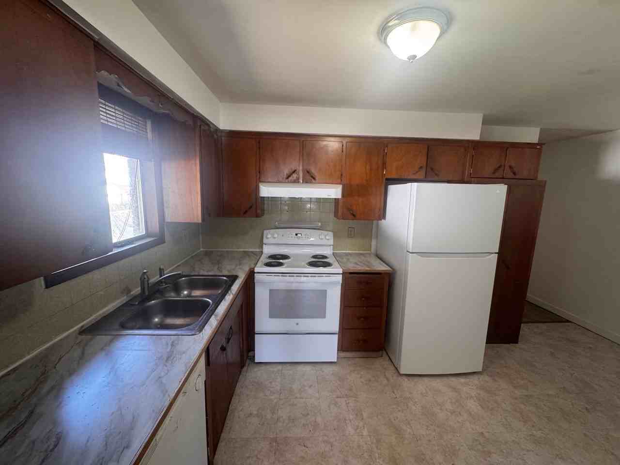 1228 E North Ave - Photo 4 of 10