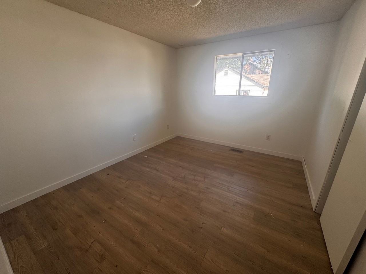 1228 E North Ave - Photo 7 of 10