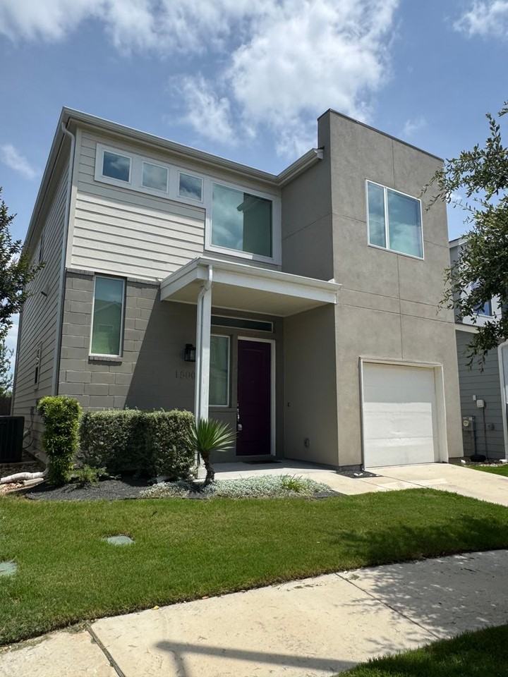 15009 Casbah Dr - Photo 2 of 19