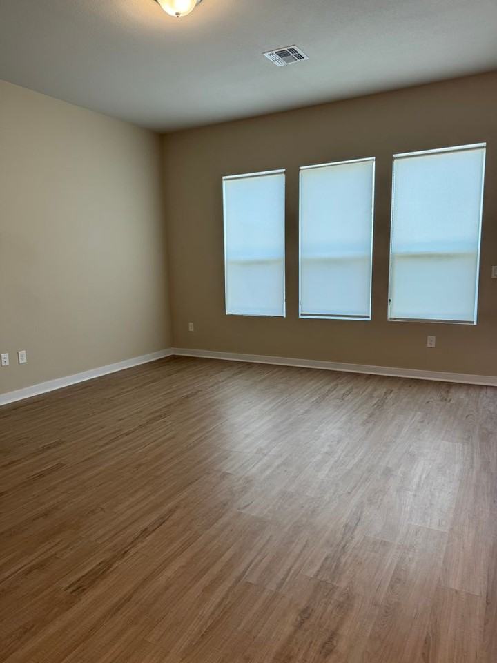 15009 Casbah Dr - Photo 5 of 19