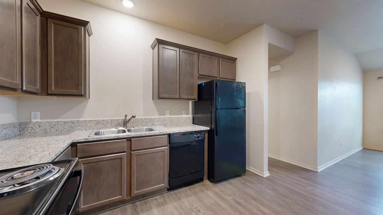 1717 Clovis Dr #A - Photo 5 of 19