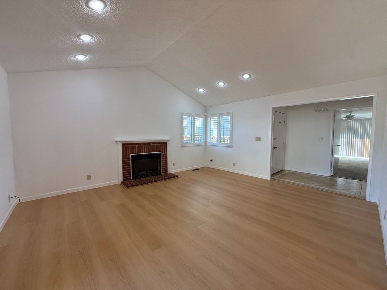 3257 Tenley Dr - Photo 3 of 18