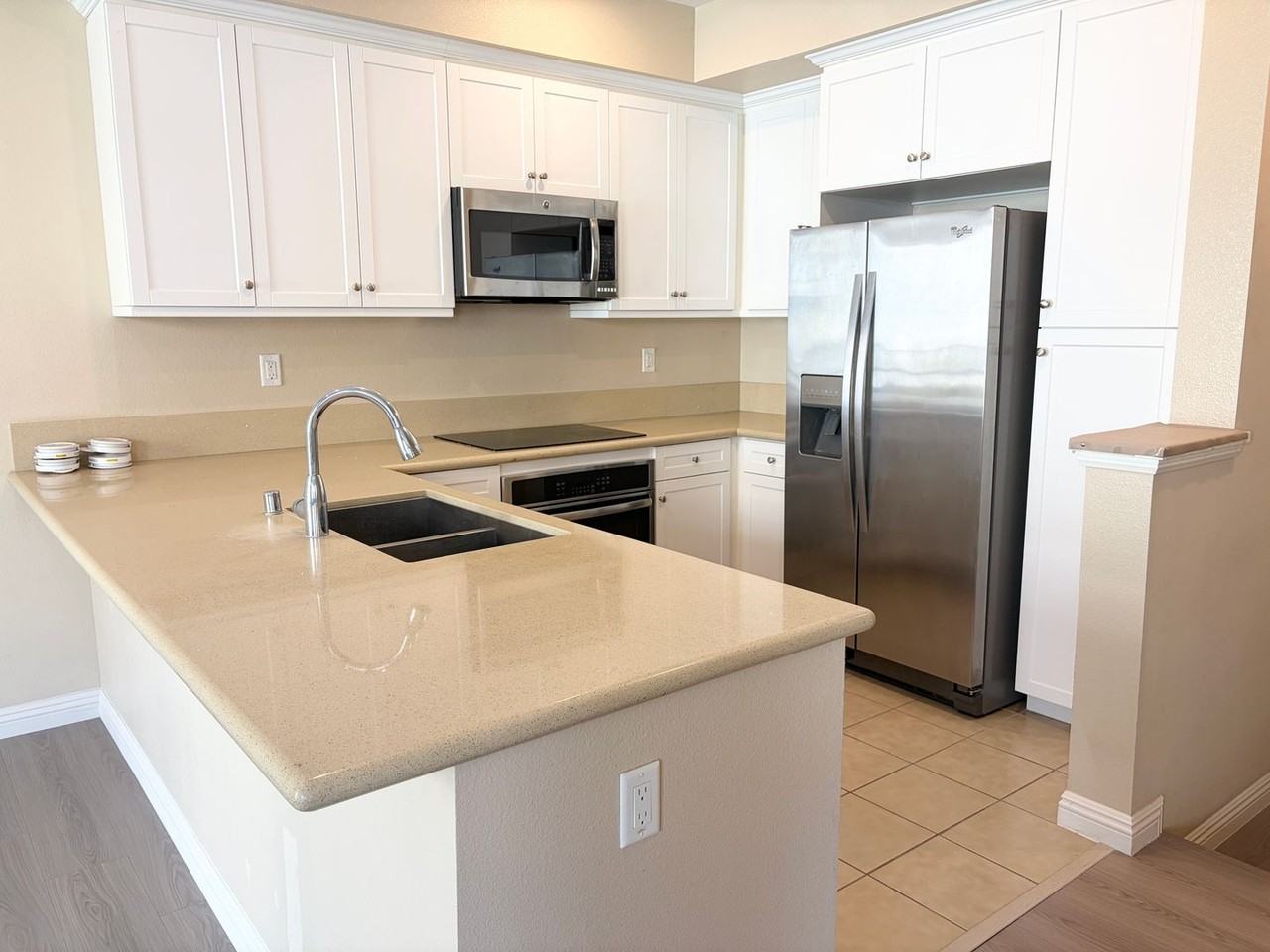 1021 Chandler Dr - Photo 4 of 13