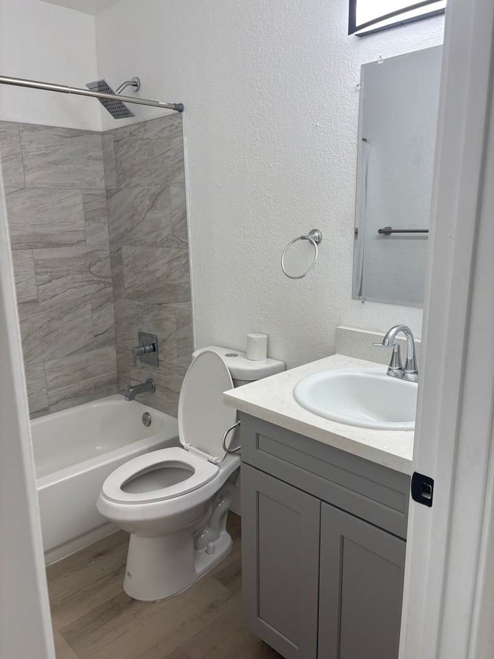 2906 Determine Dr - Photo 5 of 8