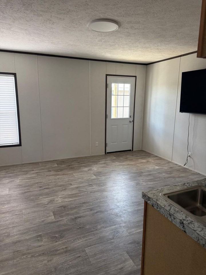 1824 Road 5730 - Photo 4 of 12