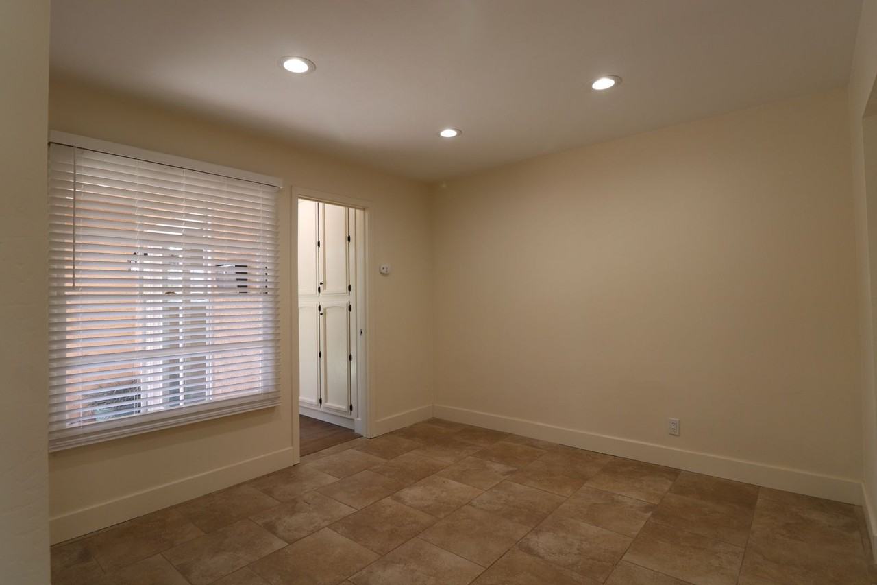 707 N College Dr - Photo 5 of 19