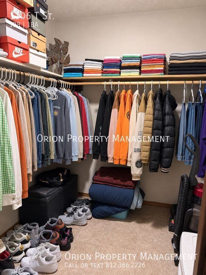 1106 T St - Photo 6 of 6