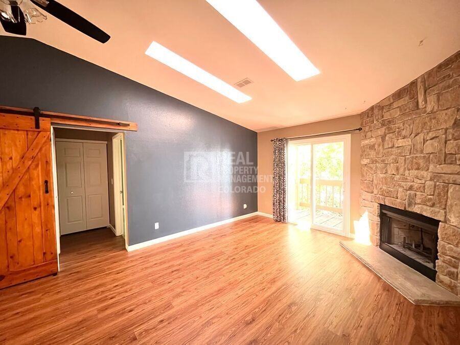 918 Tenderfoot Hill Rd #201 - Photo 4 of 18